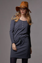 Robe Hilda-Robe-Tale Me