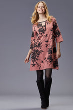 Robe Maggie-Robe-Tale Me